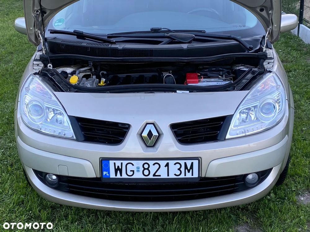 Renault Scenic 1.6 16V Authentique - 15
