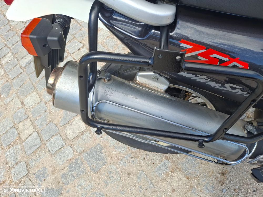 Honda Africa Twin XRVRD07 - 5