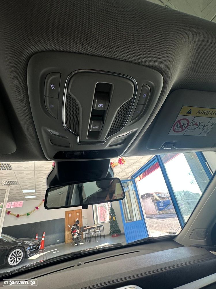 MG ZS EV 72.6 kWh Luxury - 16