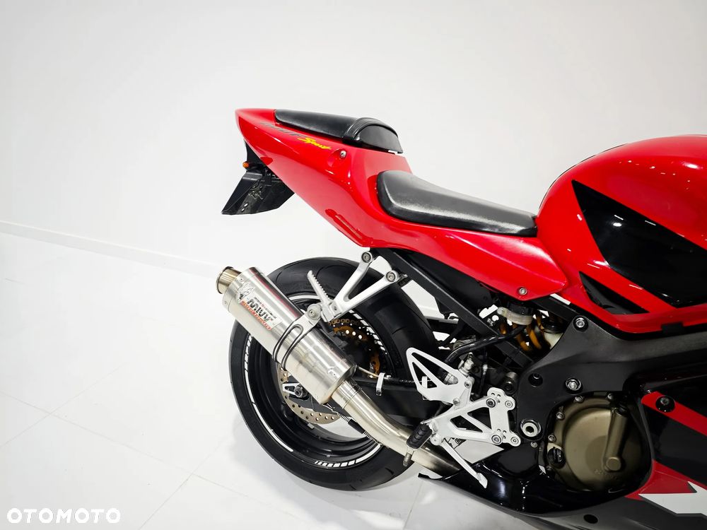 Honda CBR - 8
