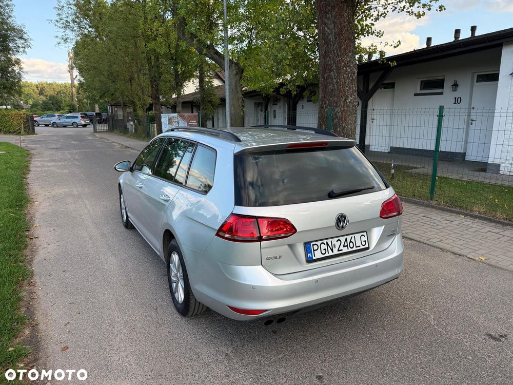 Volkswagen Golf - 4