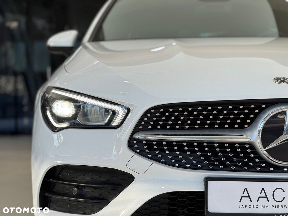 Mercedes-Benz CLA - 40