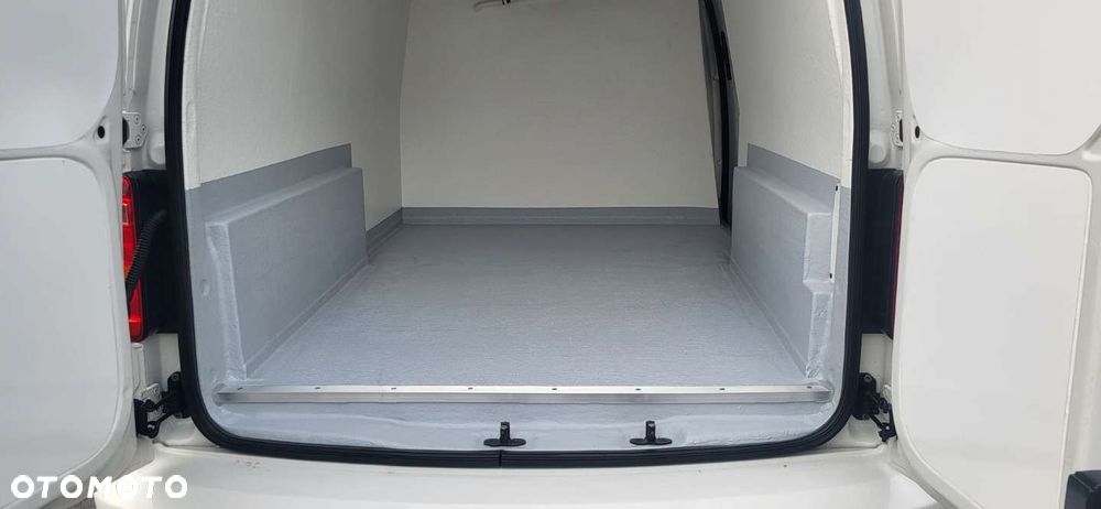 Volkswagen Cady  2.0  Maxi Chodnia na Gwarancji - 32