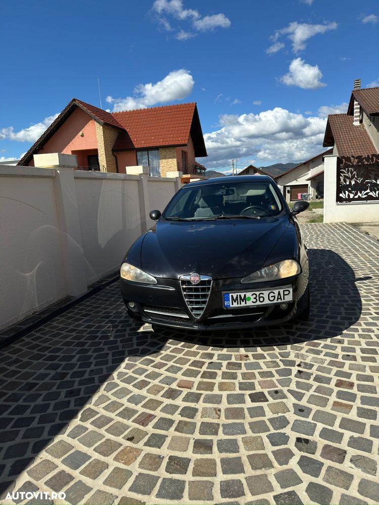 Alfa Romeo 147 1.9 JTDM 8V - 11