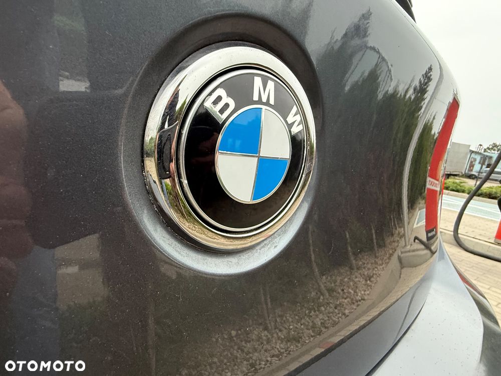 BMW Seria 1 120d xDrive - 14