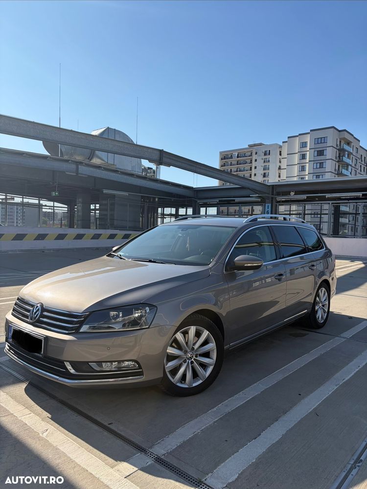 Volkswagen Passat 2.0 TDI DSG BlueMotion Technology Comfortline - 1