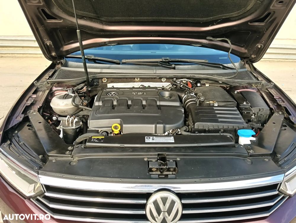 Volkswagen Passat 2.0 TDI (BlueMotion Technology) Highline - 8