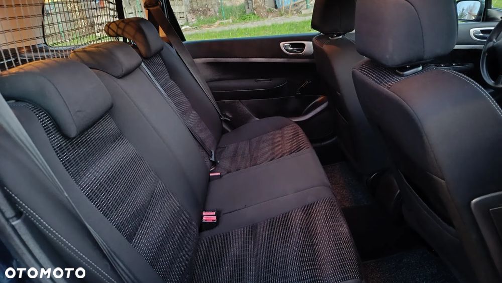 Peugeot 307 HDi Break 110 Premium - 15