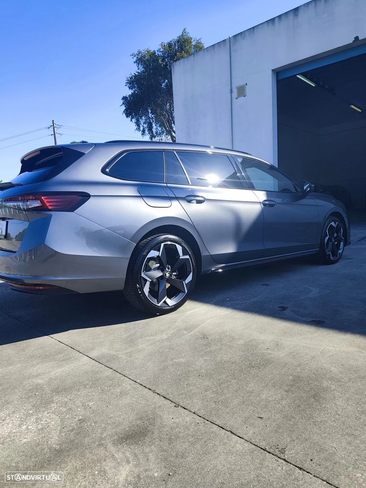 Skoda Superb 1.5 TSI iV Sportline DSG - 19