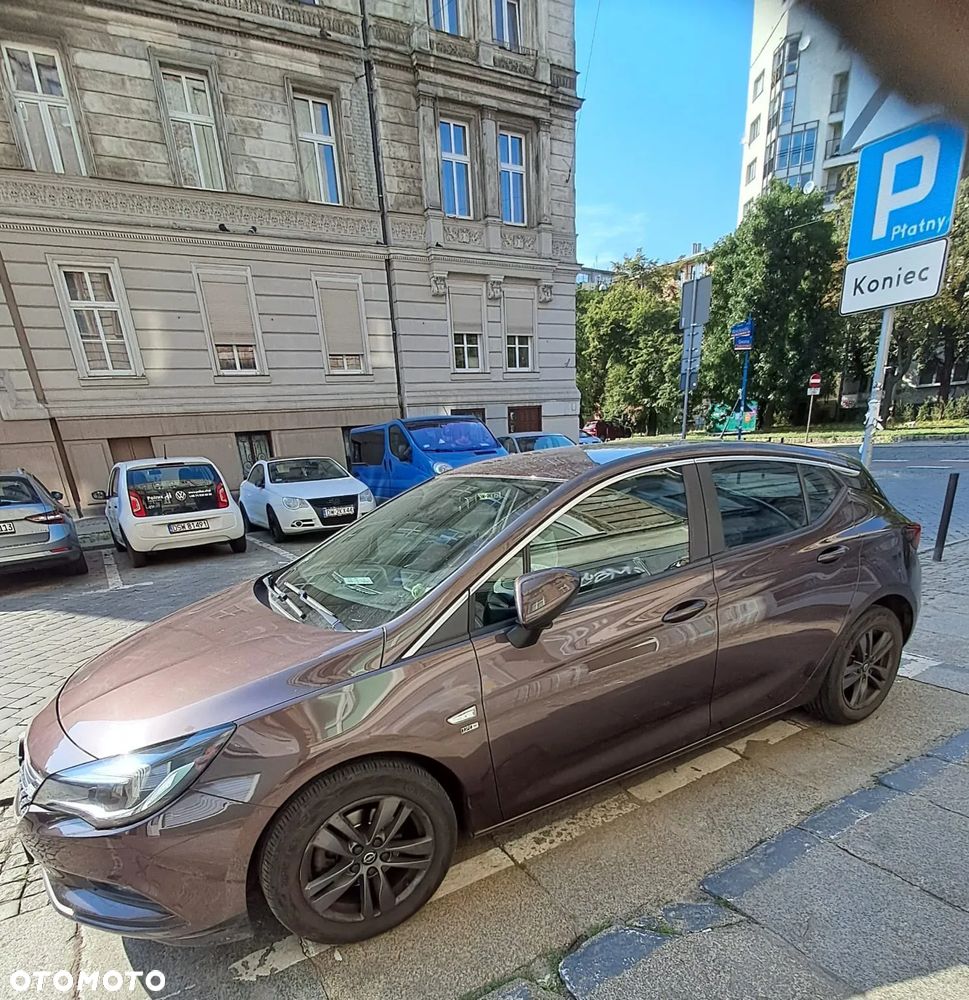 Opel Astra 1.4 T 120 Lat - 9