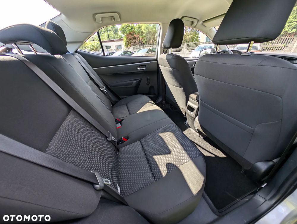 Toyota Corolla 1.6 Active EU6 - 7