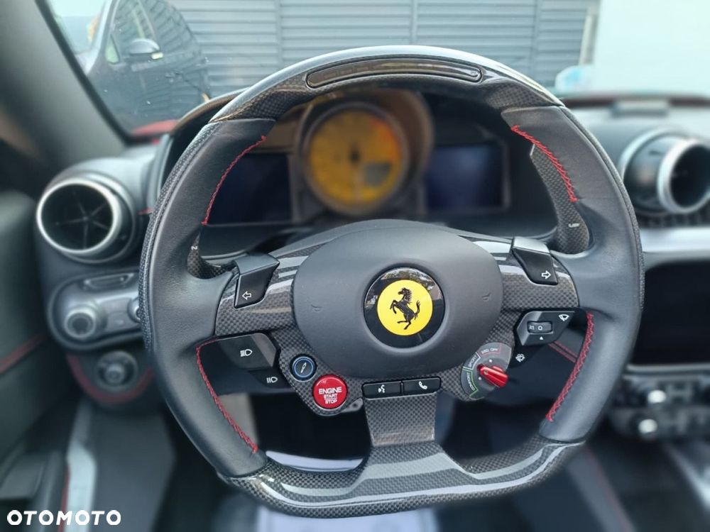 Ferrari Portofino - 27