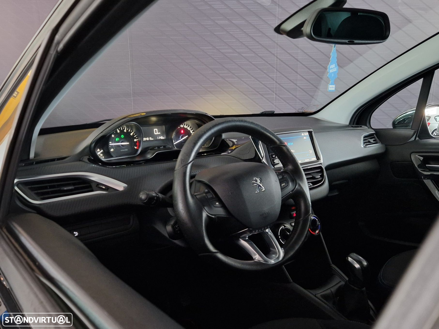 Peugeot 208 1.2 PureTech Style - 6