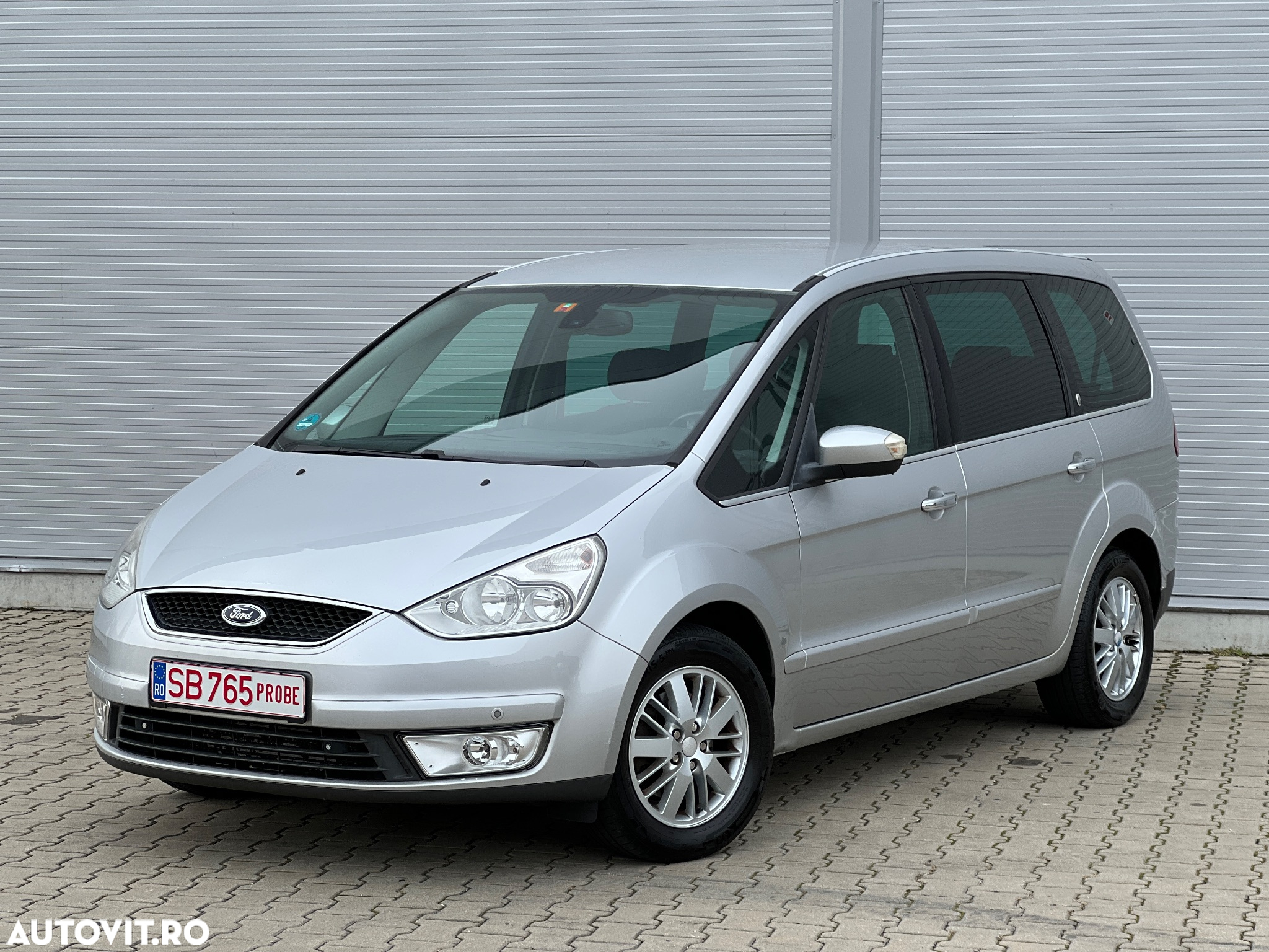 Ford Galaxy 2.0 TDCi DPF Ghia - 4
