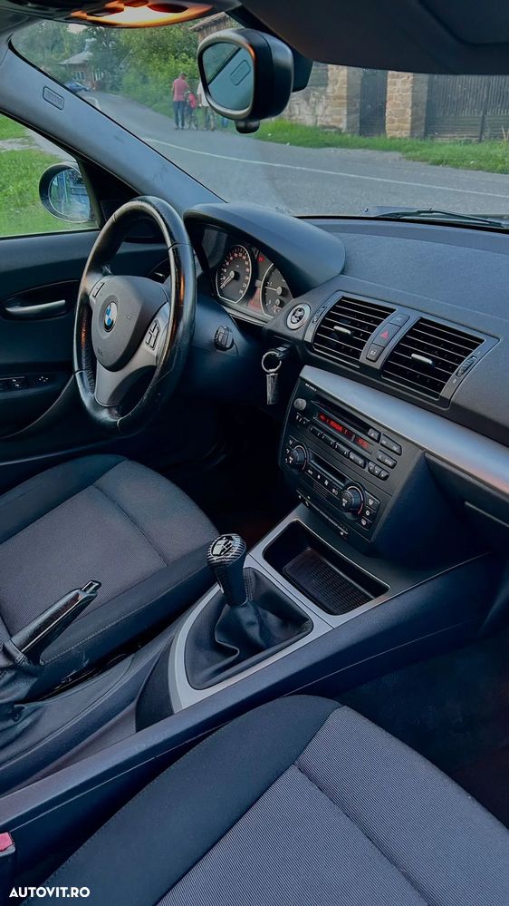 BMW Seria 1 118d - 12