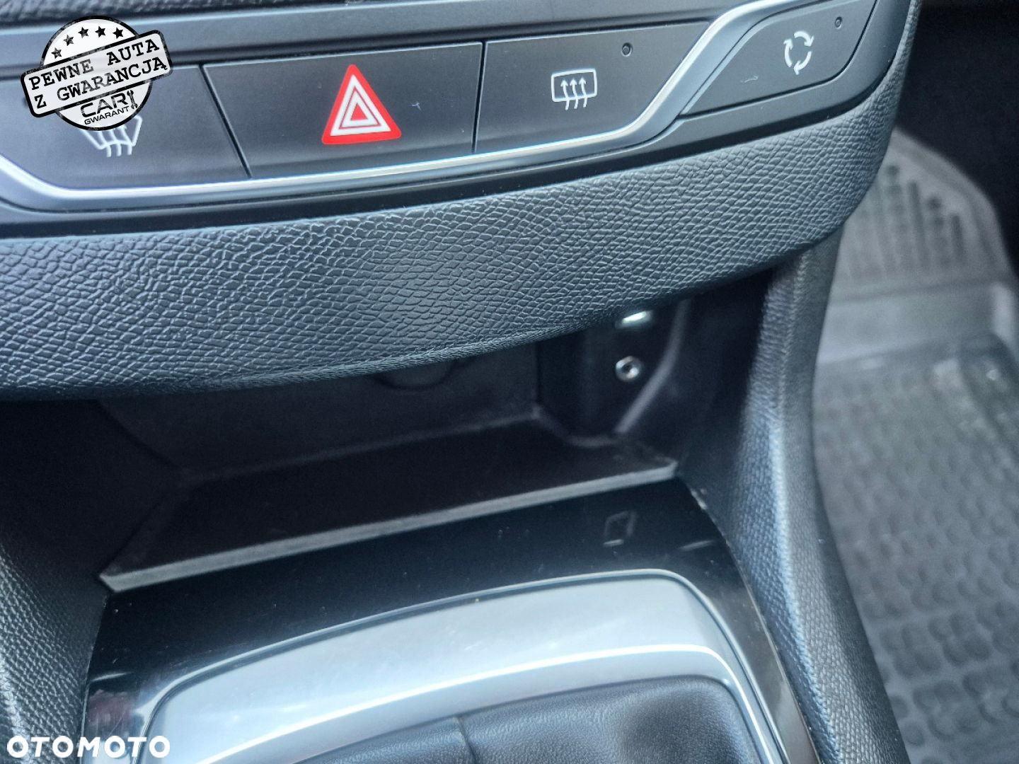 Peugeot 308 1.6 BlueHDi Allure S&S - 26