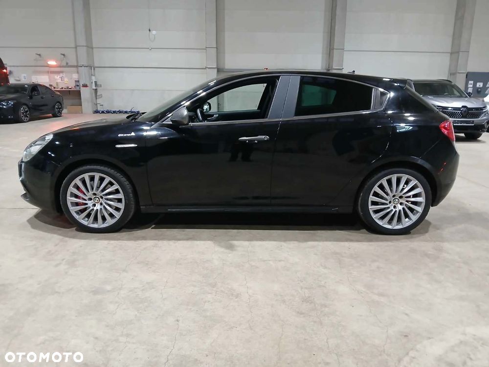 Alfa Romeo Giulietta 2015 photo 4