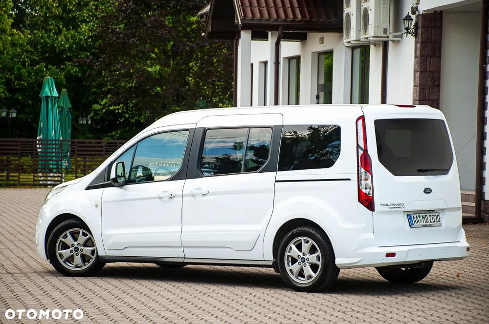 Ford Tourneo Connect Grand - 13