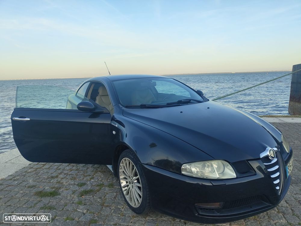 Alfa Romeo GT 1.9 JTD M-JET - 15