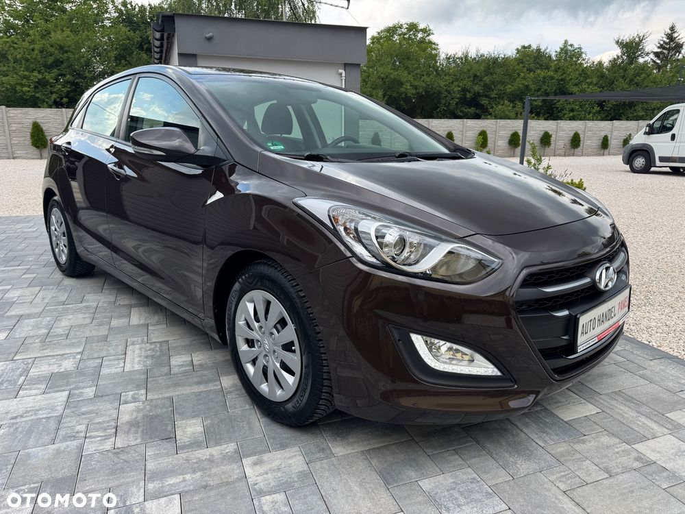 Hyundai i30 blue 1.4 Style - 3