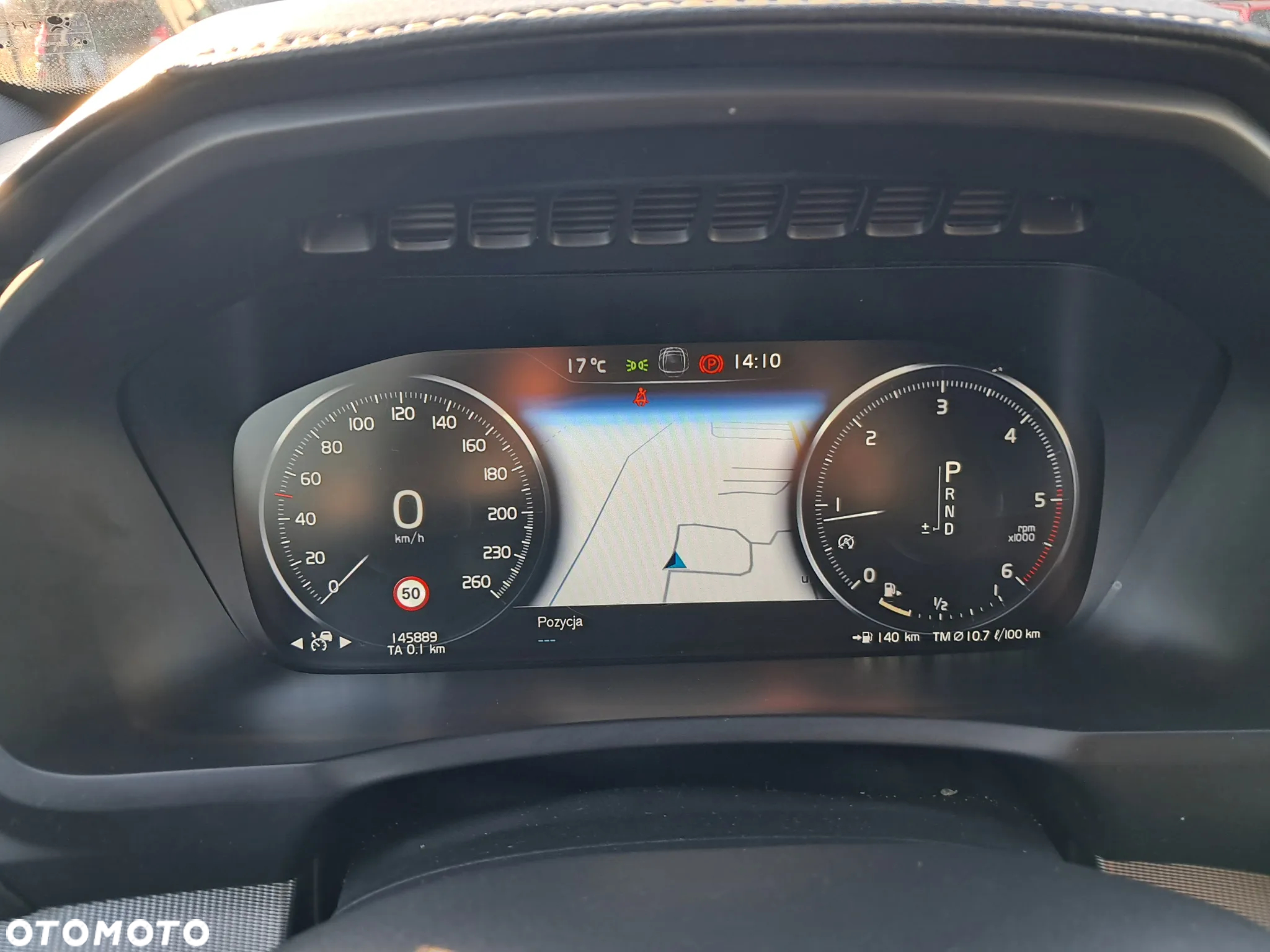 Volvo XC 90 D5 SCR AWD R-Design - 11