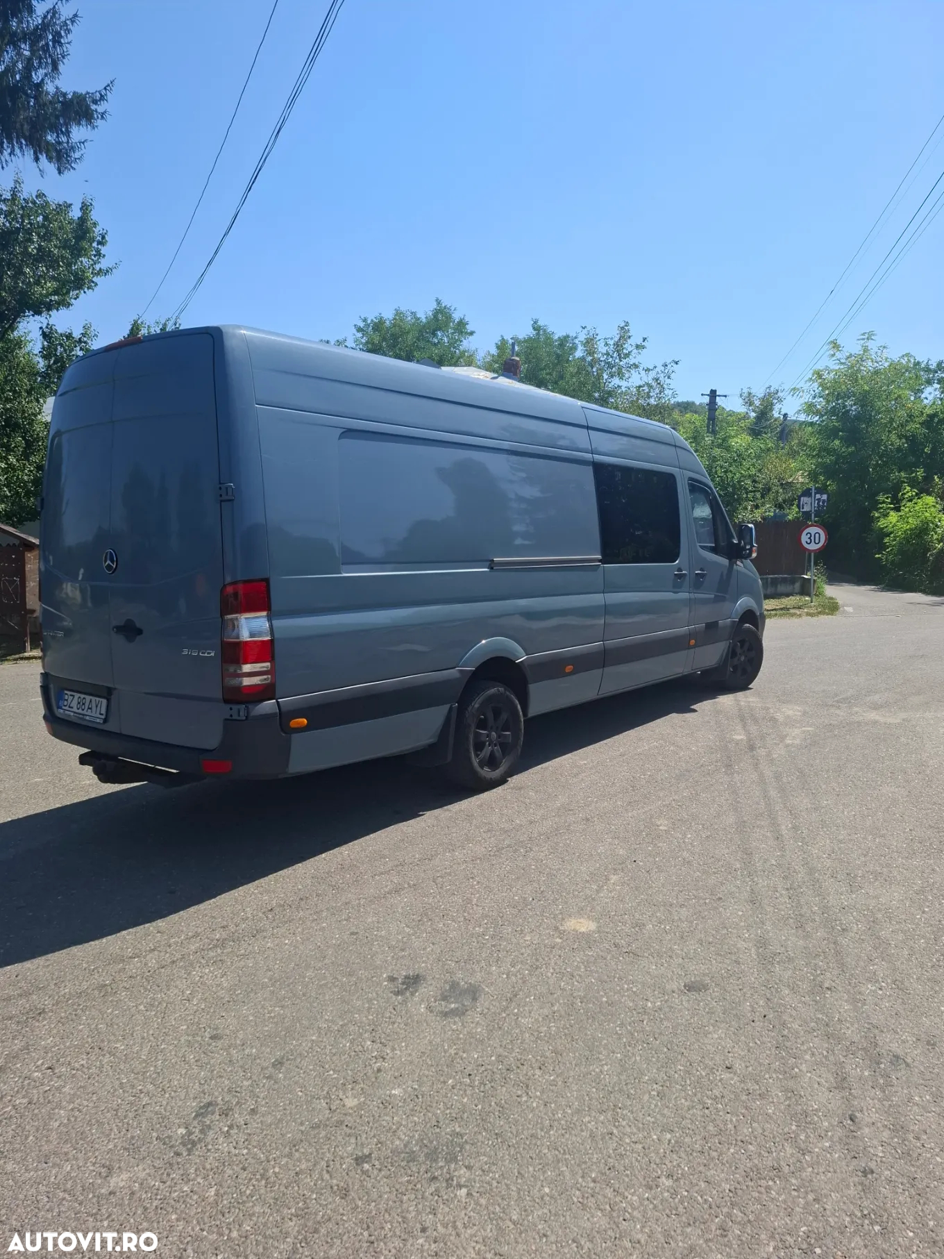 Mercedes-Benz Sprinter - 5