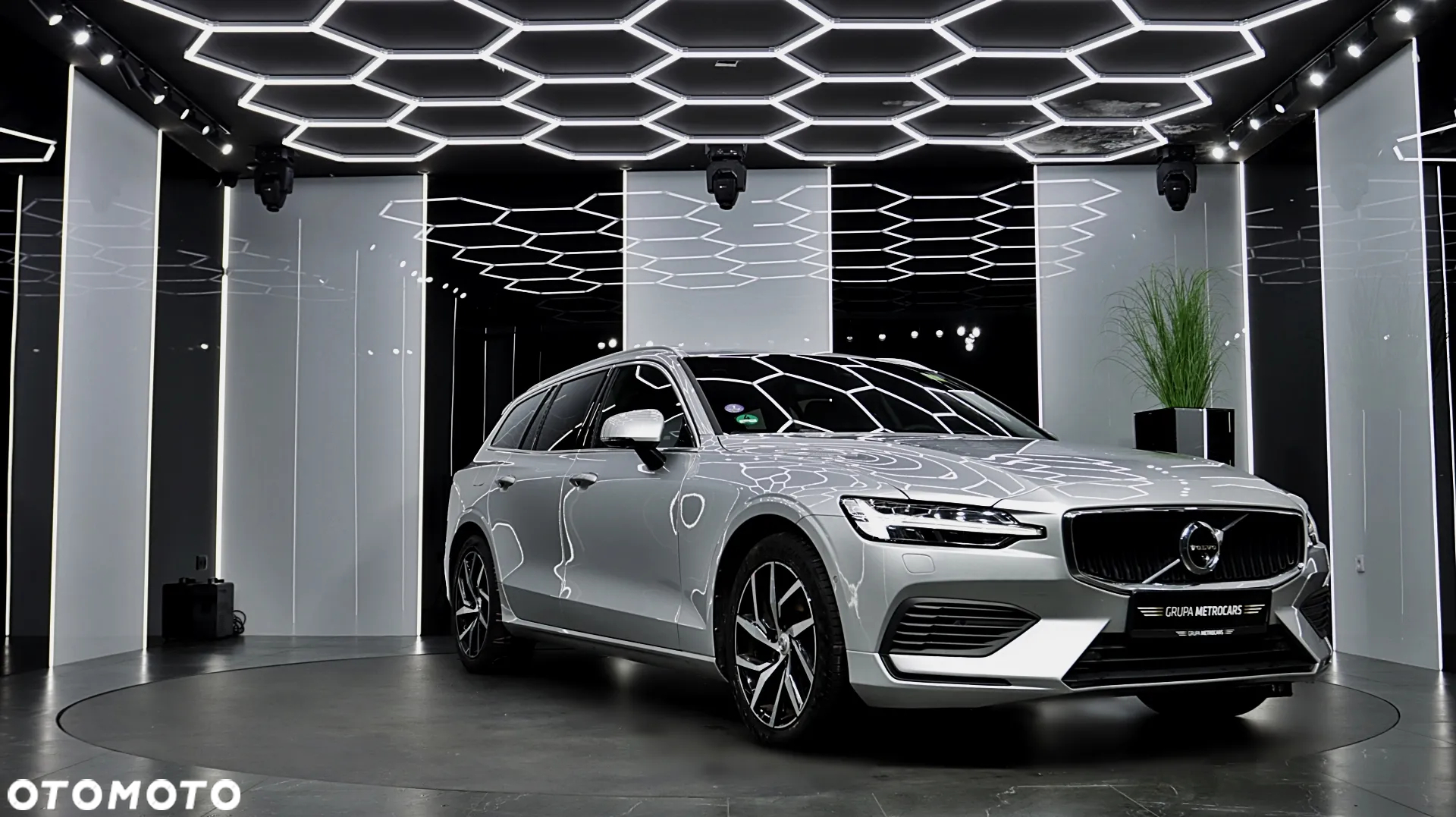 Volvo V60 T6 AWD Geartronic Momentum - 14