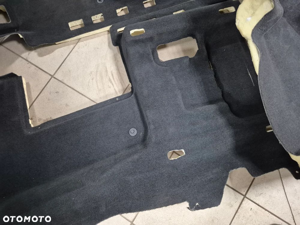 Podłoga Kompletna Dywan Audi Q8 4M - 3