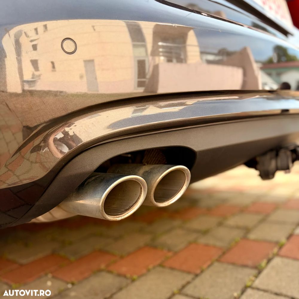 Audi A4 Avant 2.0 TDI ultra DPF Attraction - 14