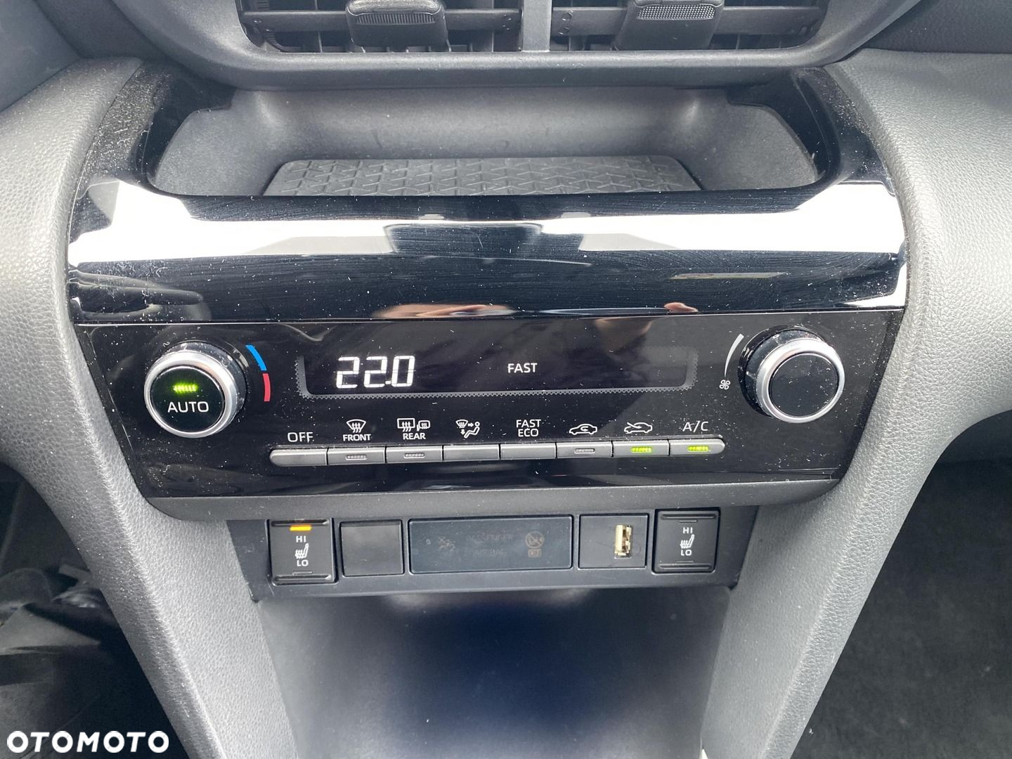 Toyota Yaris Cross - 17