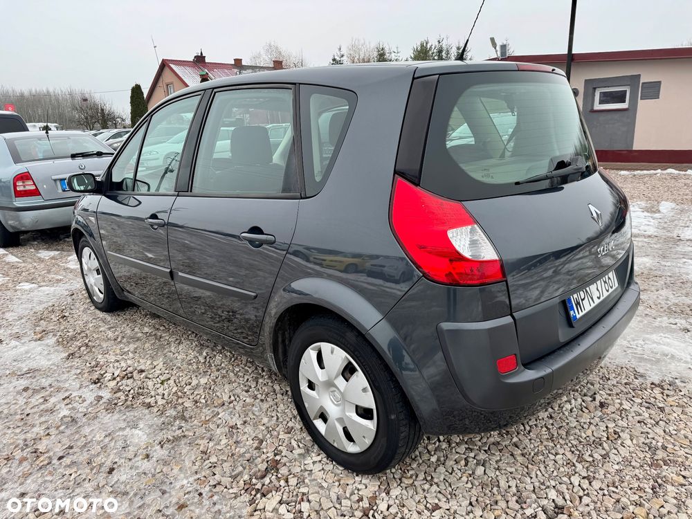 Renault Scenic - 9