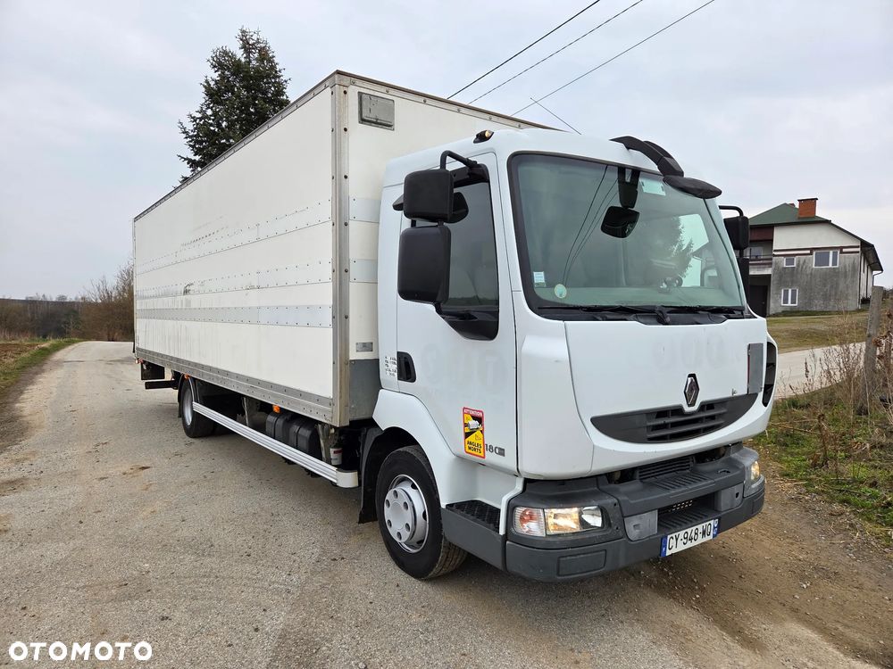 Renault Midlum 220 Atego Scania - 18