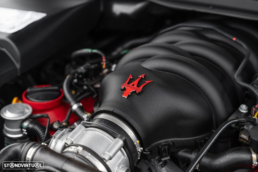 Maserati Granturismo 4.7 V8 MC - 12