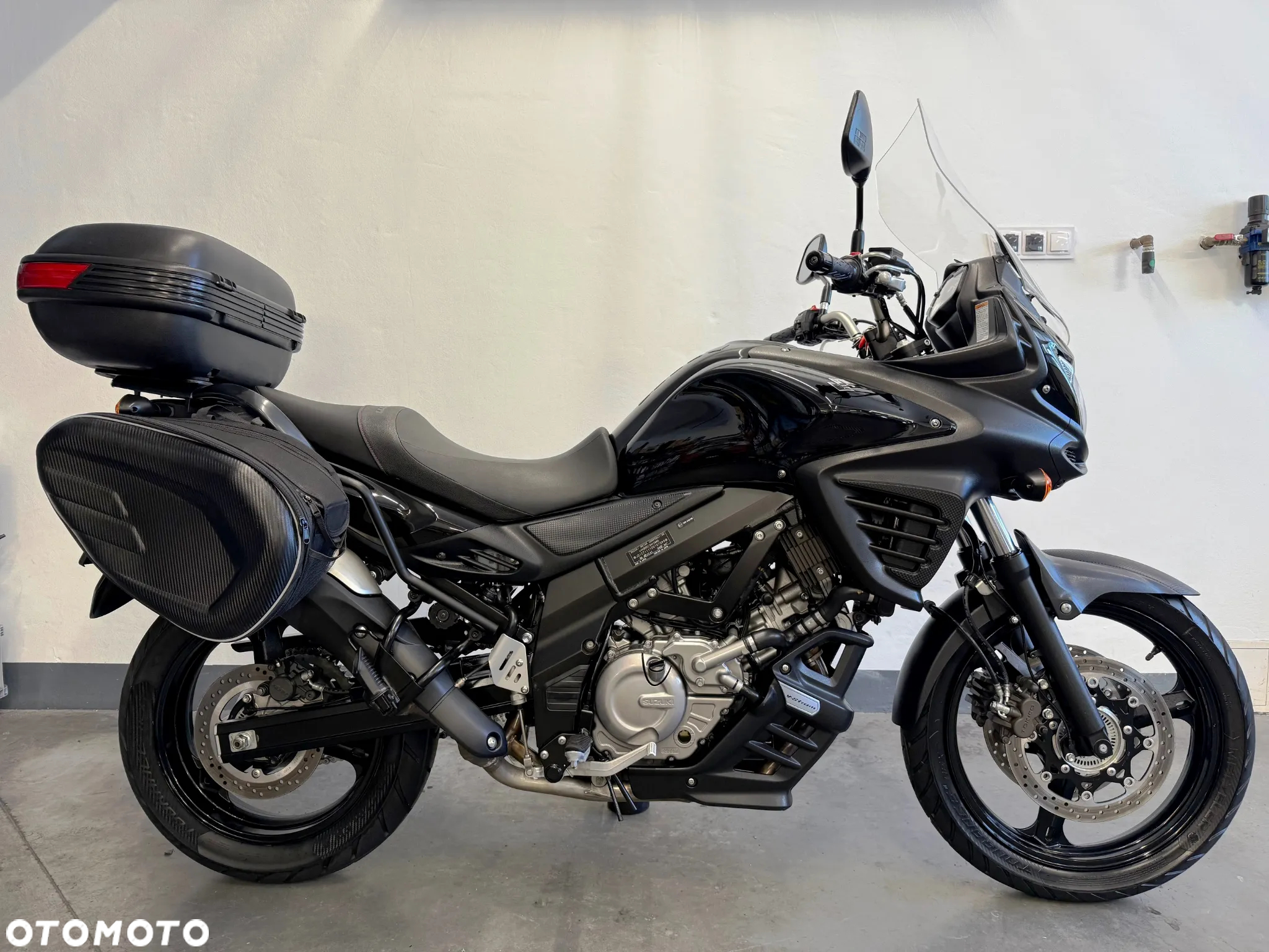 Suzuki V-STROM - 2