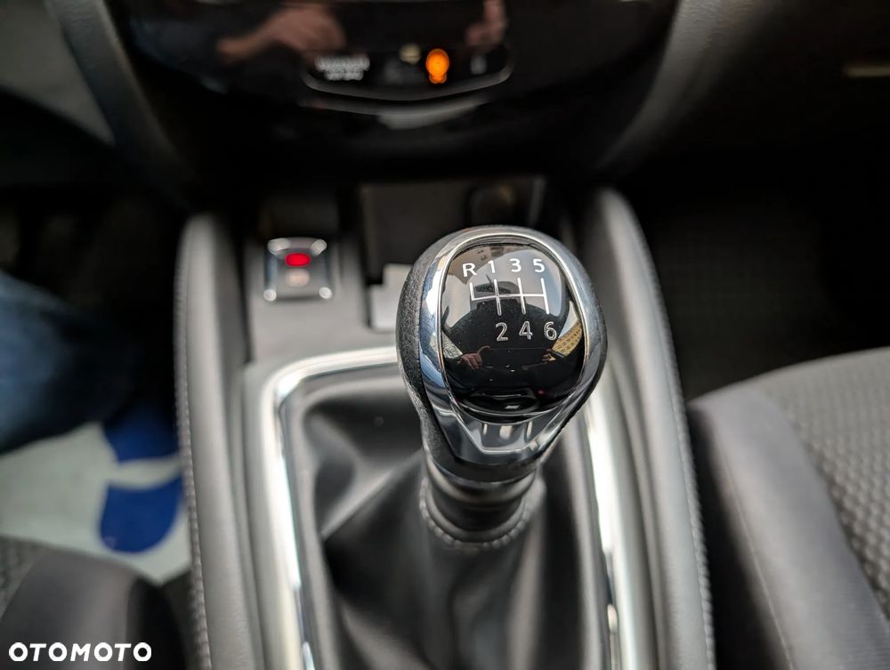 Nissan Qashqai 1.2 DIG-T Visia - 11