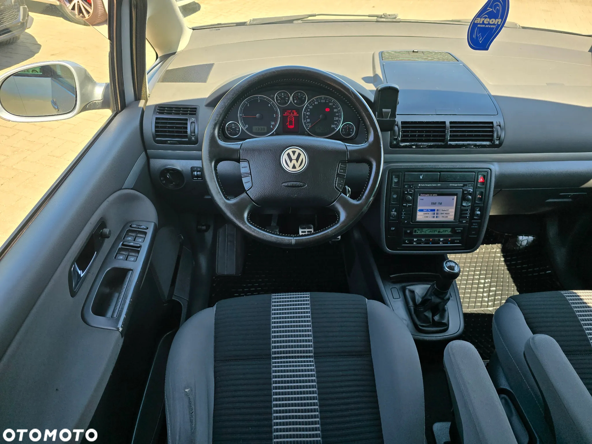 Volkswagen Sharan - 7