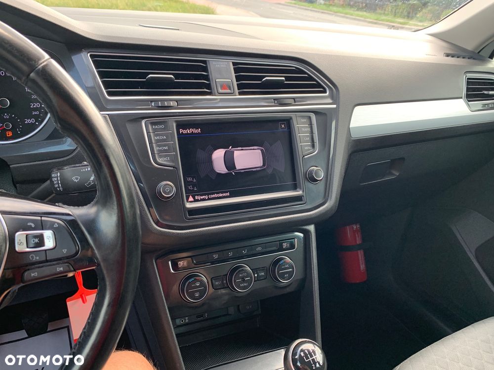 Volkswagen Tiguan 1.4 TSI (BlueMotion Technology) Comfortline - 22
