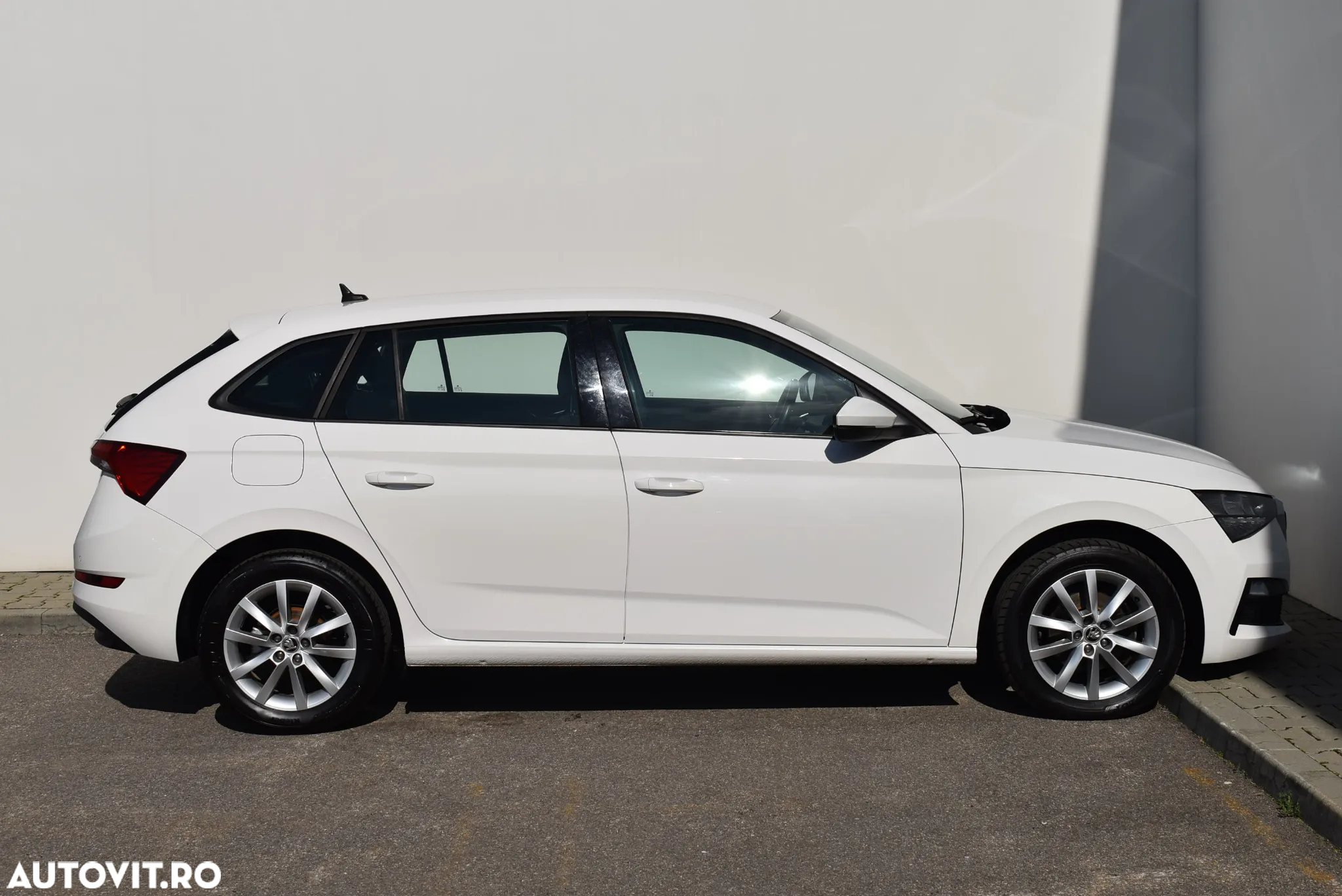 Skoda Scala 1.6 TDI DSG Ambition - 4