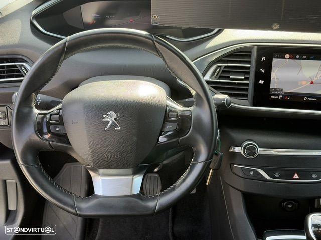 Peugeot 308 SW 1.5 BlueHDi Style - 19