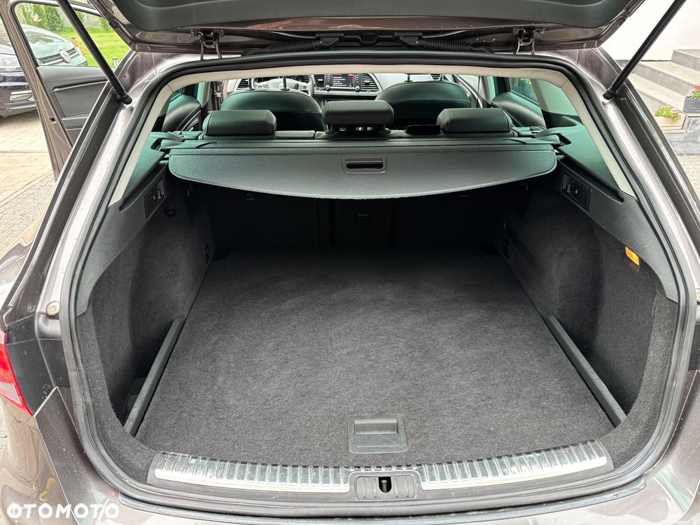 Seat Leon 2.0 TDI DPF Start&Stop DSG FR - 25