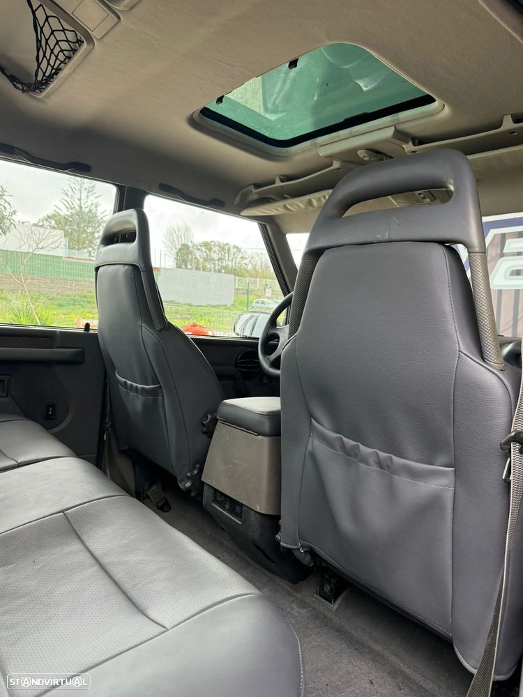 Land Rover Discovery 2.5 TDi - 27