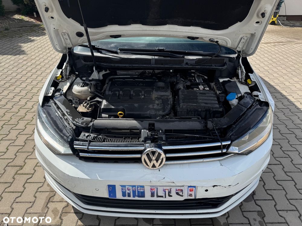 Volkswagen Touran 1.6 TDI SCR (BlueMotion Technology) SOUND - 21