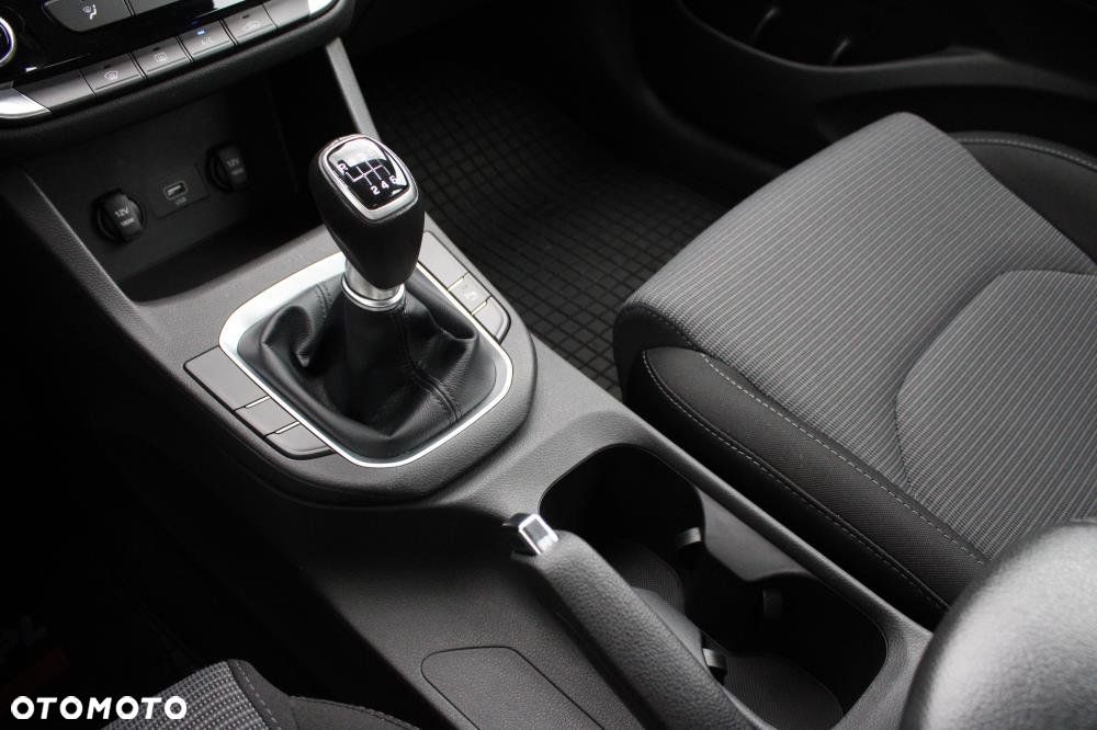 Hyundai i30 - 19