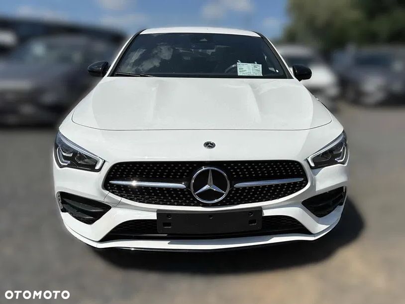 Mercedes-Benz CLA 200 mHEV AMG Line 7G-DCT - 2