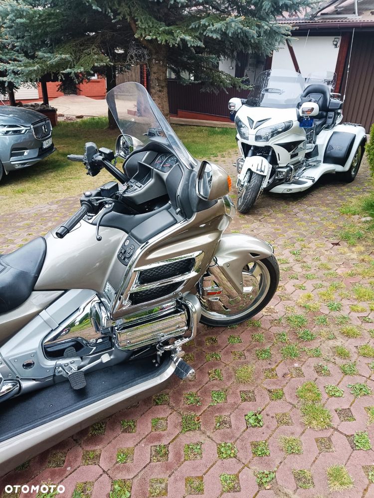 Honda GL - 11