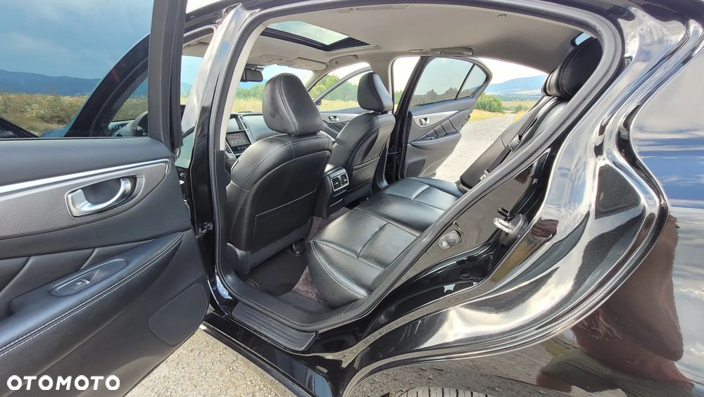 Infiniti Q50 2.2d Sport Sound Studio by Bose - 7