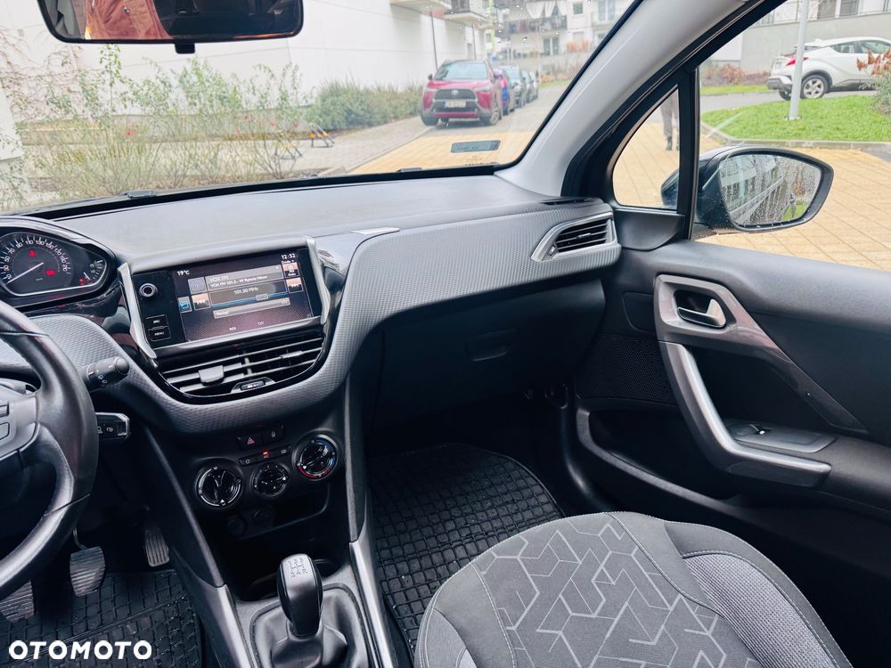 Peugeot 2008 1.2 VTi/Pure Tech Access - 29