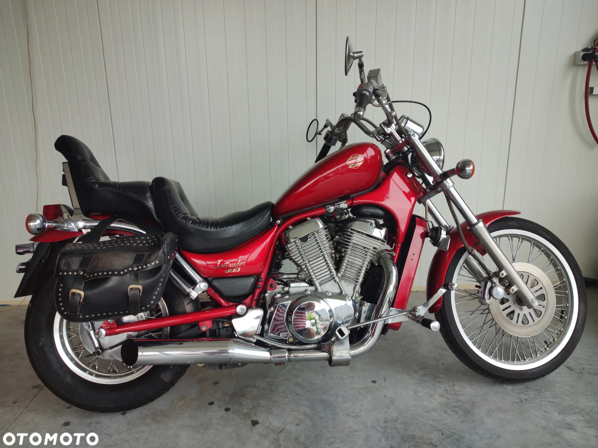 Suzuki Intruder - 6