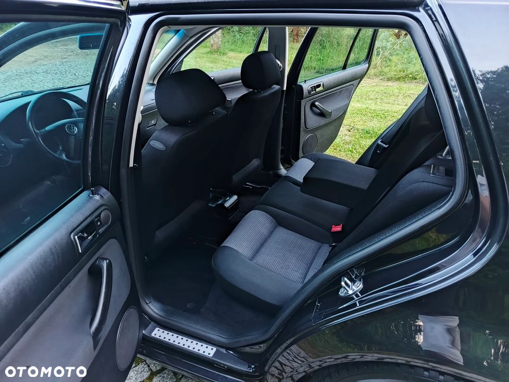 Volkswagen Golf 1.9 TDI Trendline - 15