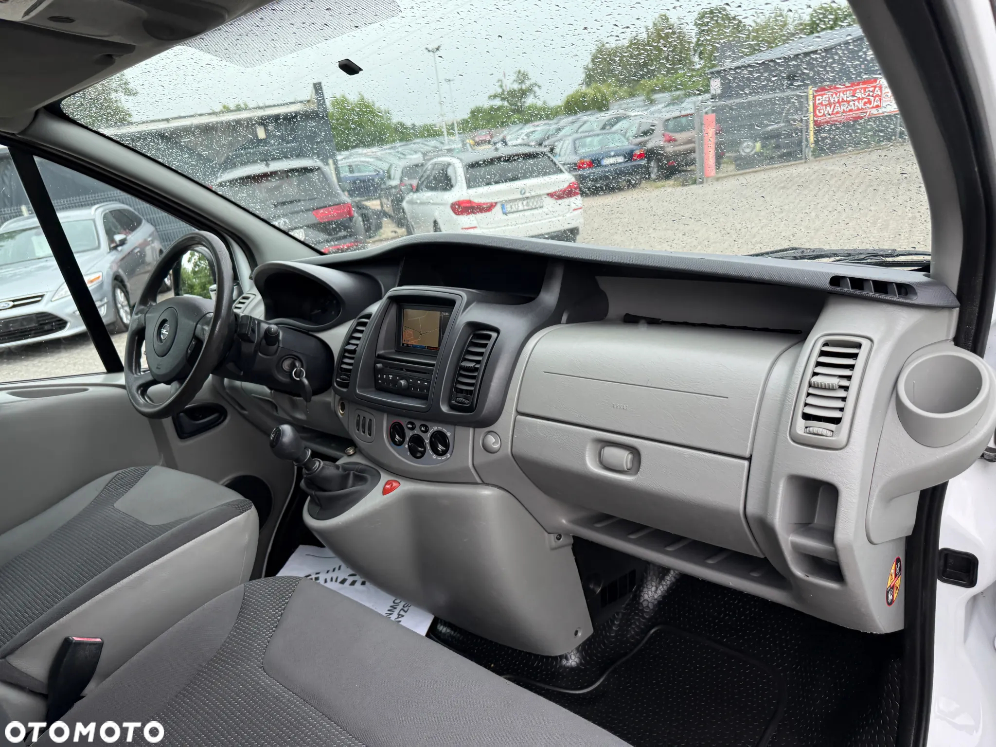 Opel Vivaro 2.0 dCi Klimatyzacja Nawigacja Elektryczne Szyby  Opłacony - 17